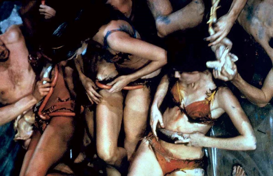 CAROLEE SCHNEEMANN. Meat Joy (1964). Cortesía de la artista