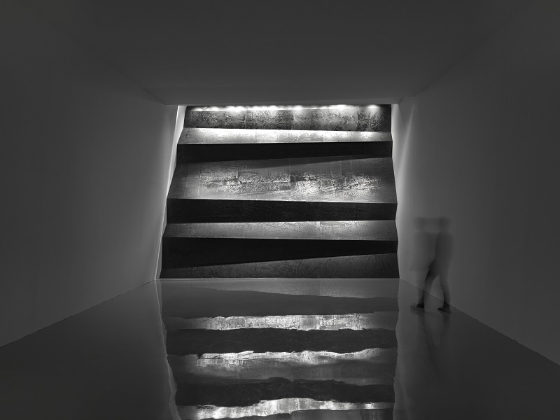 Zheng Chongbin _ Wall of Skies