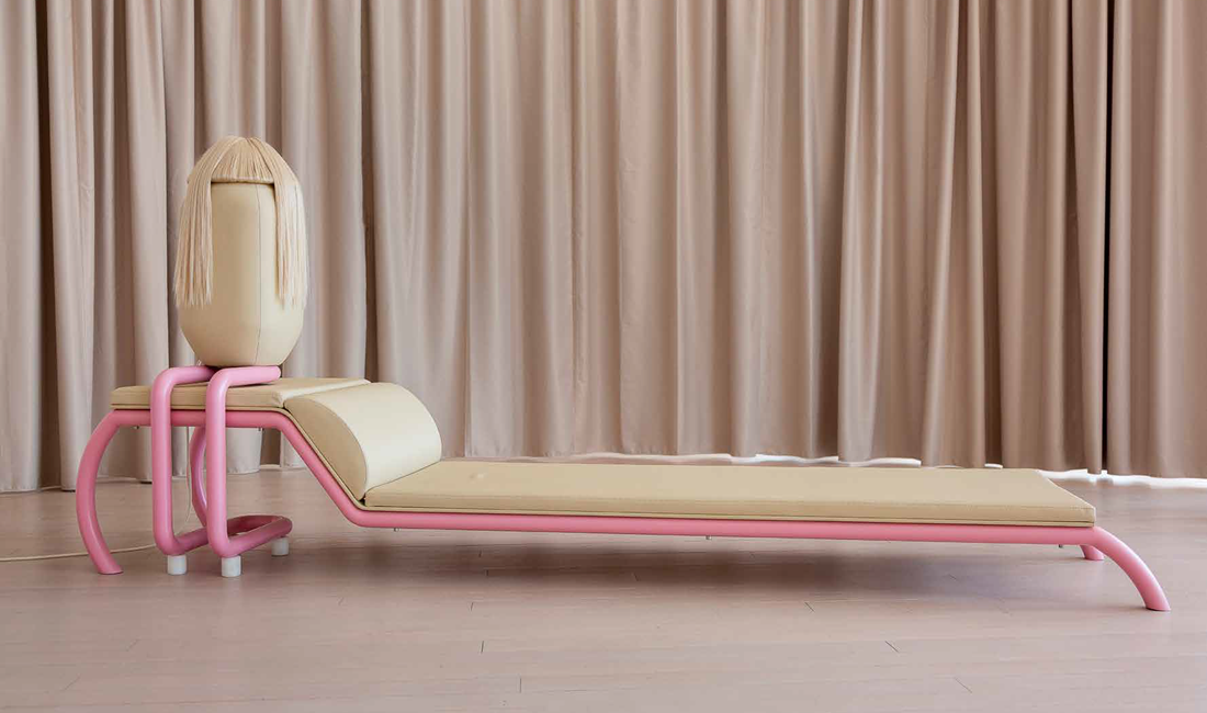 Lua Coderch exhausta y exuberante - Echo (the couch one)
