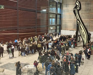 Colas para visitar el Museo Reina Sofía durante el 29 de diciembre, el día con más afluencia de 2025