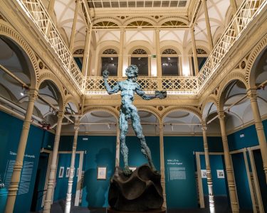 La Colección Clot de Dalí se exhibe en el Palacio de Gaviria tras un acuerdo con la Fundación Gala-Salvador Dalí